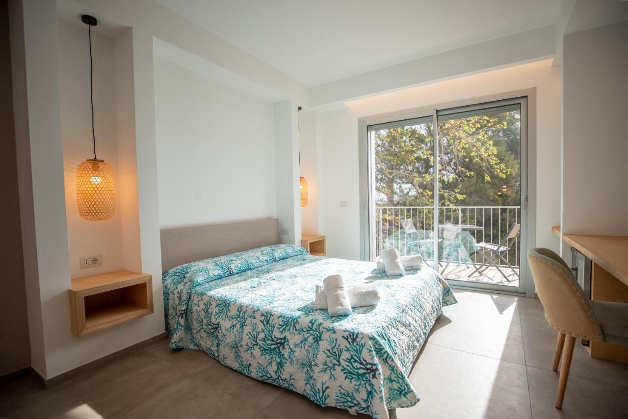 Molo Brin Rooms & Suites Олбия Екстериор снимка